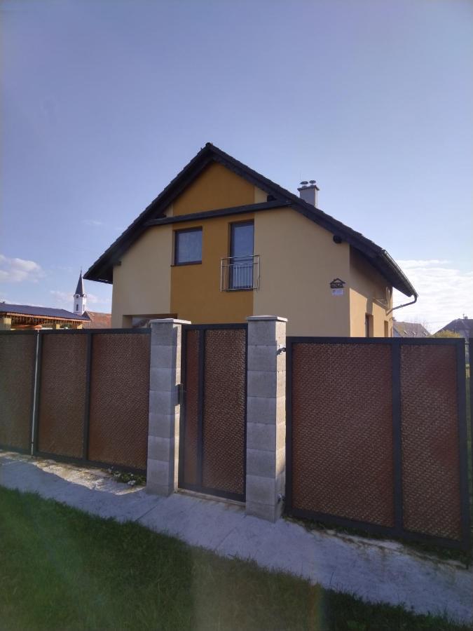 Liptovský Mikuláš Ubytovanie V Sukromi Horec מראה חיצוני תמונה